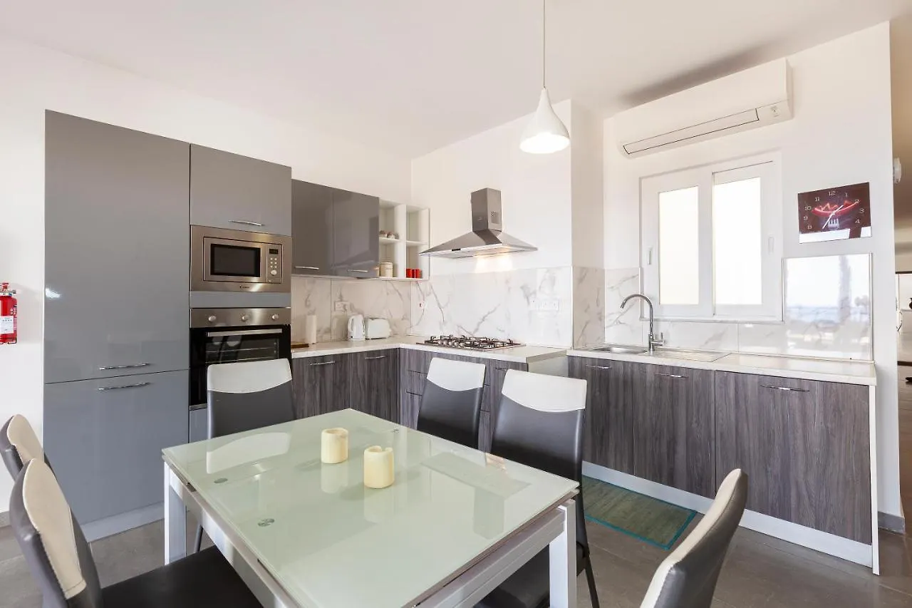 Appartamento Spacious Designer Apt With Private Seaview Balcony By 360 Estates Buġibba