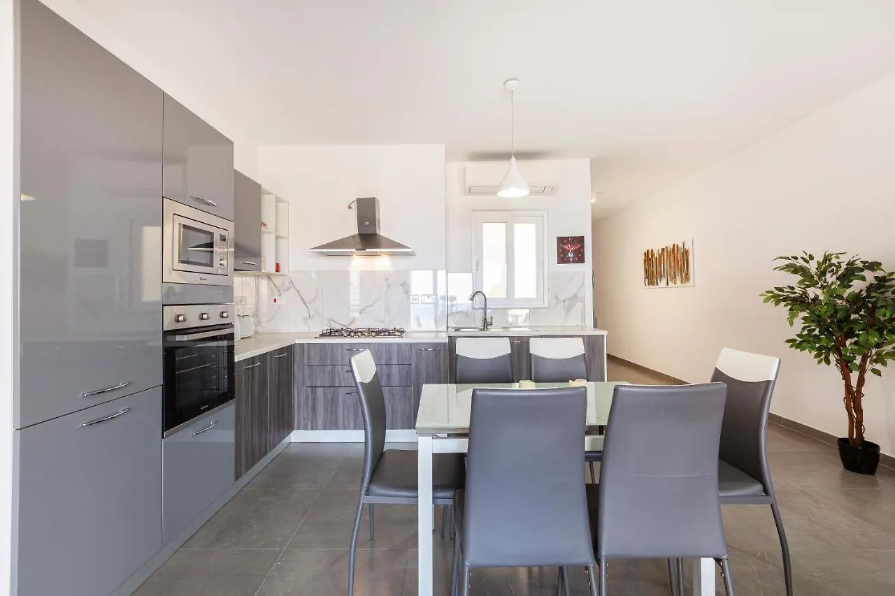 Spacious Designer Apt With Private Seaview Balcony By 360 Estates Buġibba 0*,
