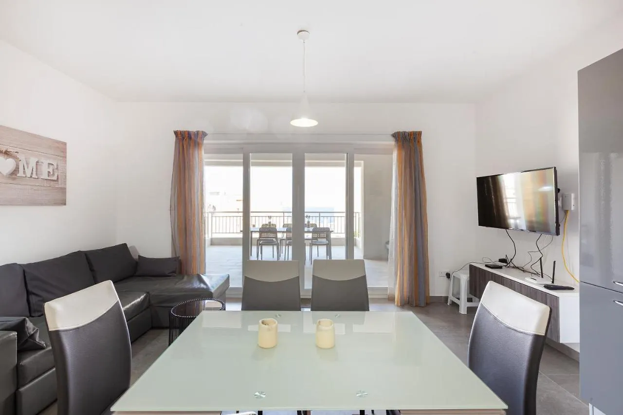Spacious Designer Apt With Private Seaview Balcony By 360 Estates Buġibba 0*,